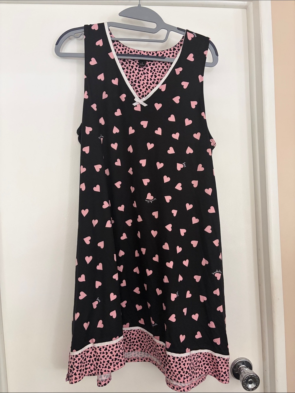 Simply Vera Vera Wang Black Nightdress with Pink Heart Print size L